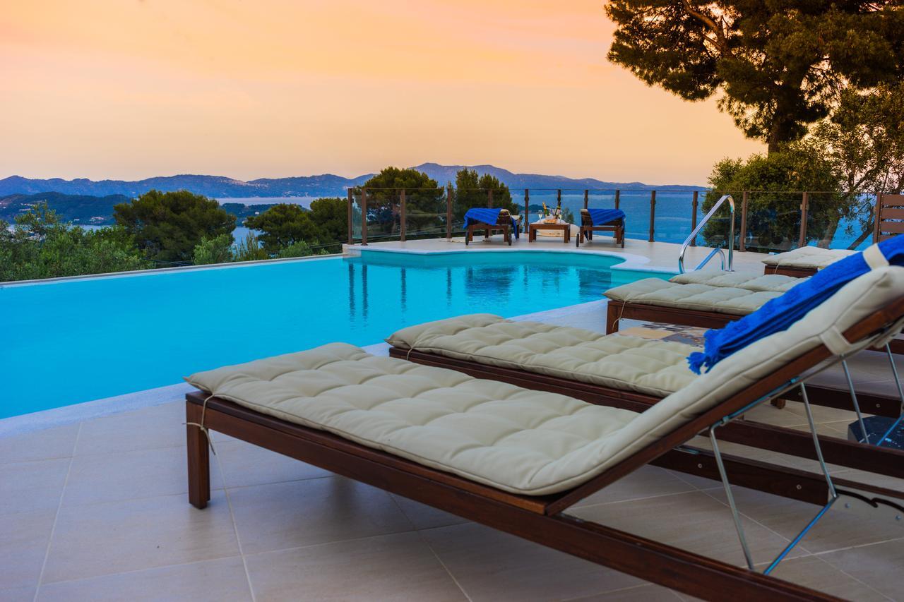 Villa Hermes Vasilias  Exteriör bild